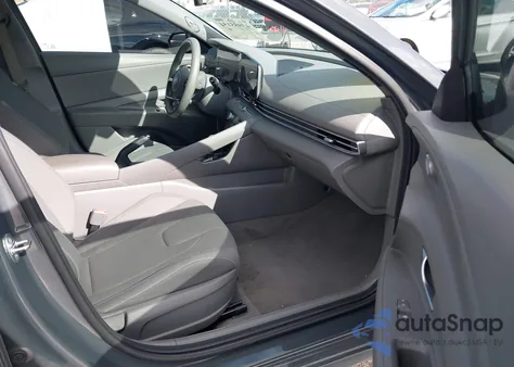 2024 Hyundai Elantra Sel from USA, damaged, VIN KMHLM4DG4RU773037